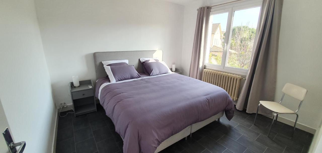 Appartement Entier Au Dessus De Villa, Climatisation Reversible Poele A Bois Tres Chaleureux , Wi Fi Parking Privee Gratuit Situation 500 M, Plage Et Centre Ville Sanary-sur-Mer Exterior foto