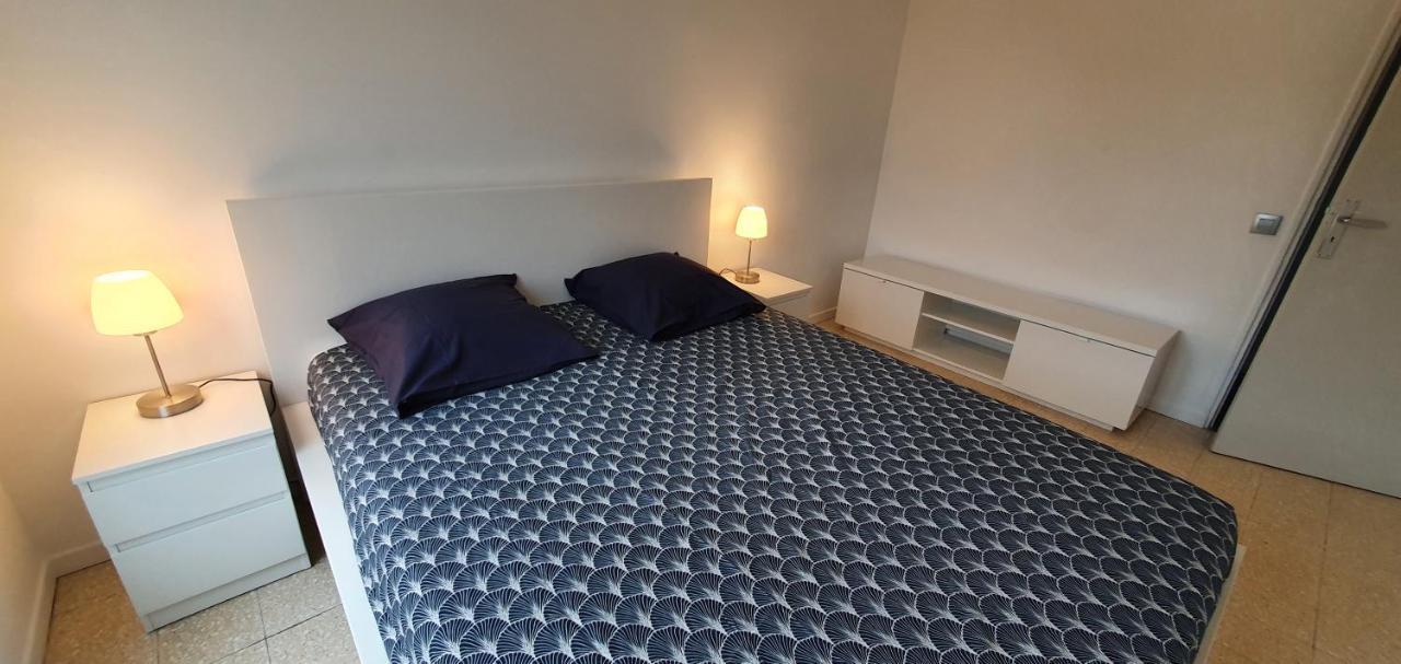Appartement Entier Au Dessus De Villa, Climatisation Reversible Poele A Bois Tres Chaleureux , Wi Fi Parking Privee Gratuit Situation 500 M, Plage Et Centre Ville Sanary-sur-Mer Exterior foto